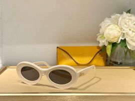 Picture of Loewe Sunglasses _SKUfw51902088fw
